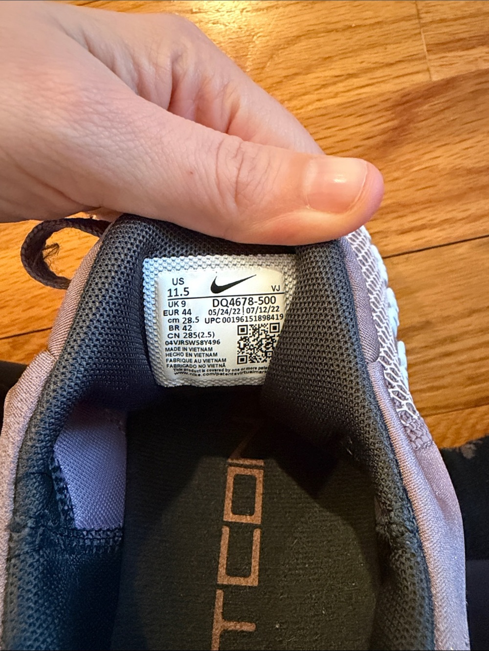 Nike Women’s Metcon Training Shoes - Picture 2 of 3